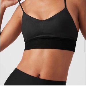 ALO BLACK SHINY BRA